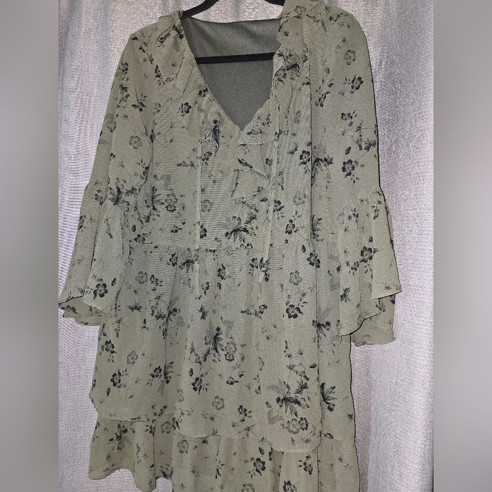 Kensie Floral Green Dress